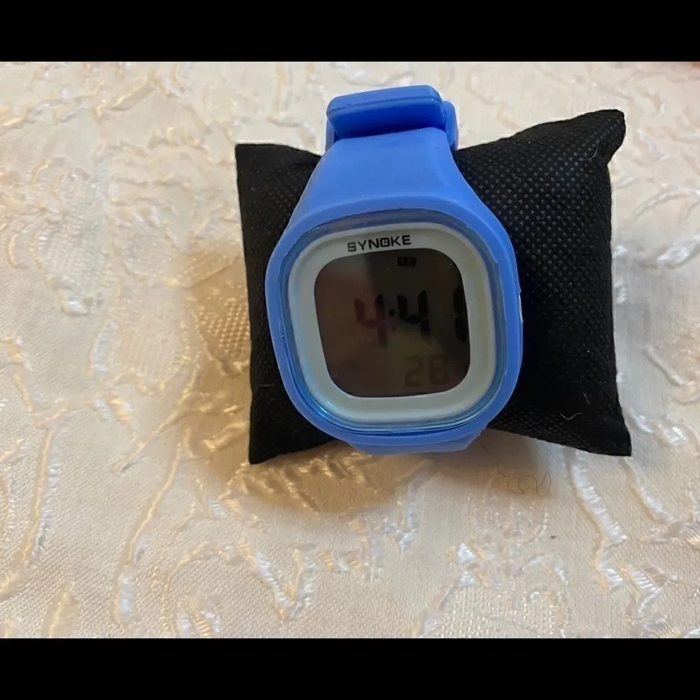 💦Synoke women’s Men’s Sport  Fashion Watches Digital